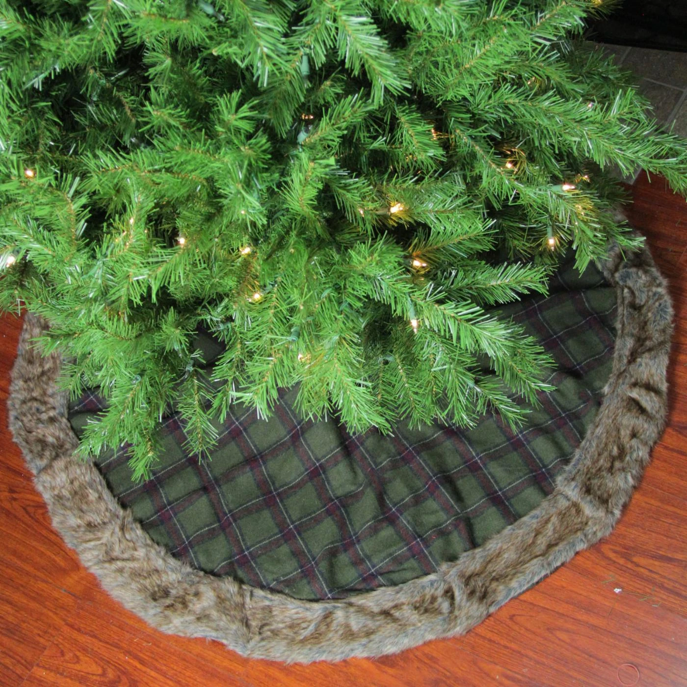 Best Sale π€© Christmas Tree Skirts & Collars Northlight 47 In. Plaid Christmas Tree Skirt 𧨠4 Best Sale π€© Christmas Tree Skirts & Collars Northlight 47 In. Plaid Christmas Tree Skirt 𧨠- Image 2